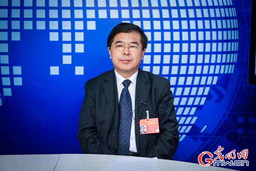 檀结庆代表:建议将行业软件产业发展提升至国家战略 檀结庆代表:建议将行业软件产业发展提升至国家战略